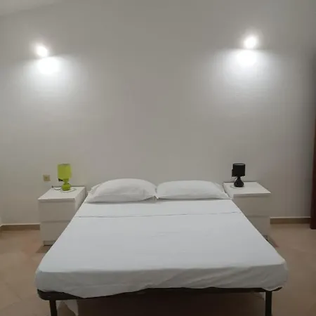 Residenza Maria Antonia - Francesco Apartament *